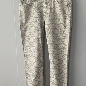 Size 27 stretchy gray/light greenish fabric with cream flowers